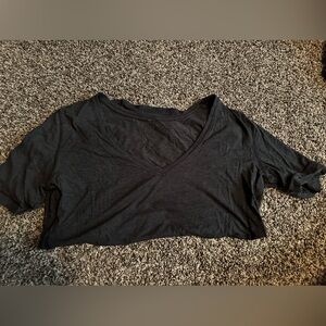 LULULEMON LOVE V-NECK TEE